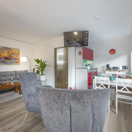 Studio-apartment - Zentral, Modern, Exklusiv - Fuer 2-4 Gaeste * Hamburg