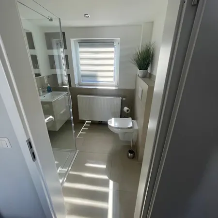 Apartment Mitten In *