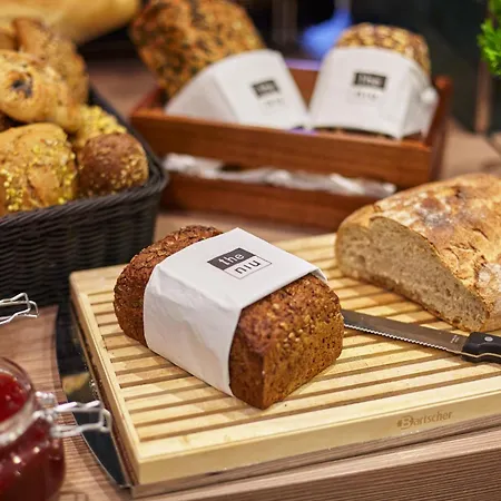 - The Niu, Fusion St. Georg By Ihg Hamburgo