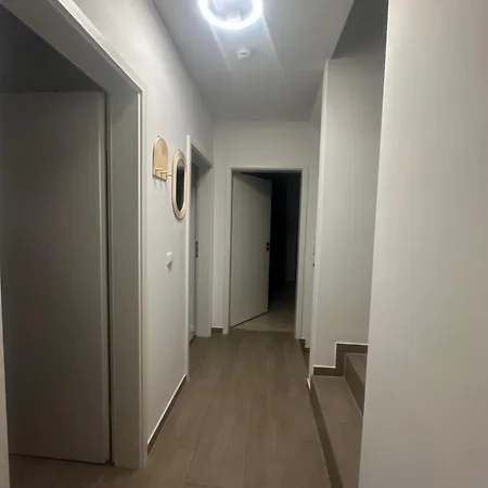 Exklusives Haus Grenze West Holiday home