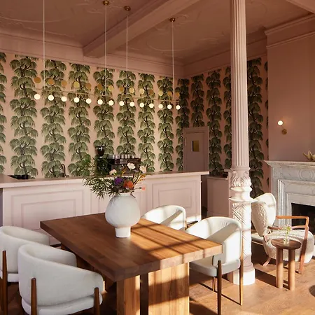 Strandhotel Blankenese 4*