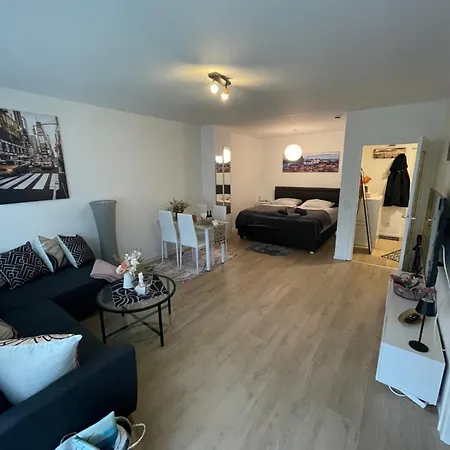 Apartment Gemuetliche, Moderne Fuer 2-4 Personen *