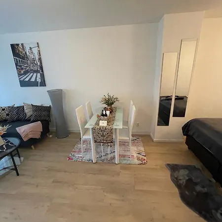 Gemuetliche, Moderne Fuer 2-4 Personen Apartment *