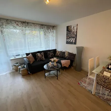 Gemuetliche, Moderne Fuer 2-4 Personen Apartment Hamburg