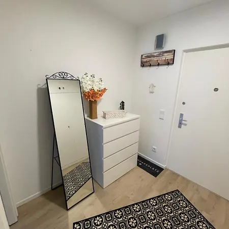 Gemuetliche, Moderne Fuer 2-4 Personen