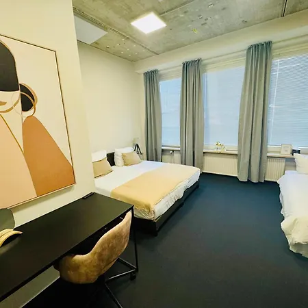 Elbapartment 29 Qm Mit Eigenem Badezimmer *