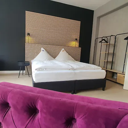 Sam - Your Cozy Stay Near Hamburg-Airport Hotel *