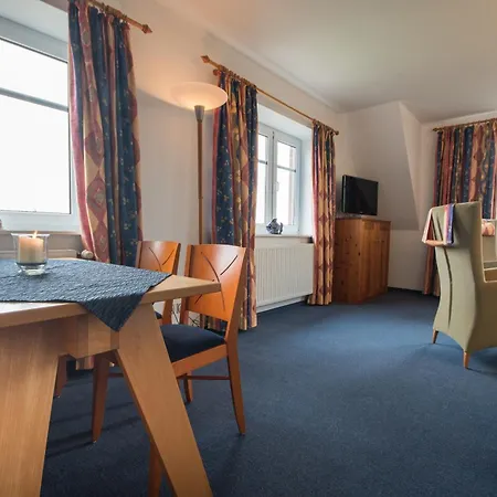 Nige Hus 4* Hamburg