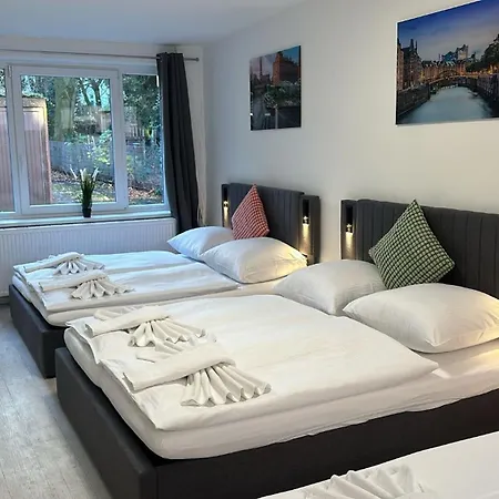 Im Alexanderstrasse Apartment *