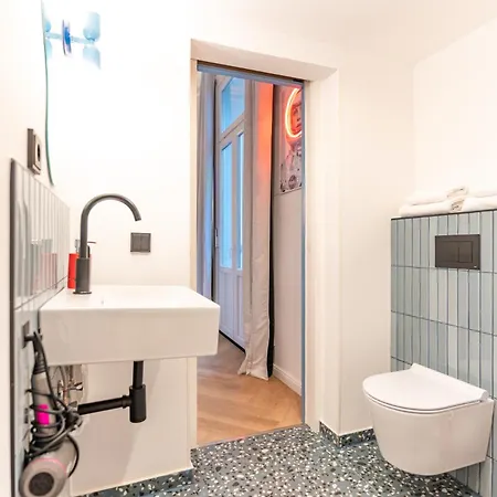 Retropop Design , Designerzimmer Fuer Je 2 Personen, Lage, Wifi * Hamburg