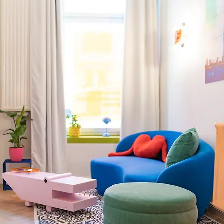 Apart Otel Retropop Design , Designerzimmer Fuer Je 2 Personen, Lage, Wifi *