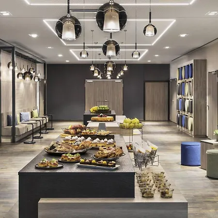 Courtyard By Marriott Hotel 4*