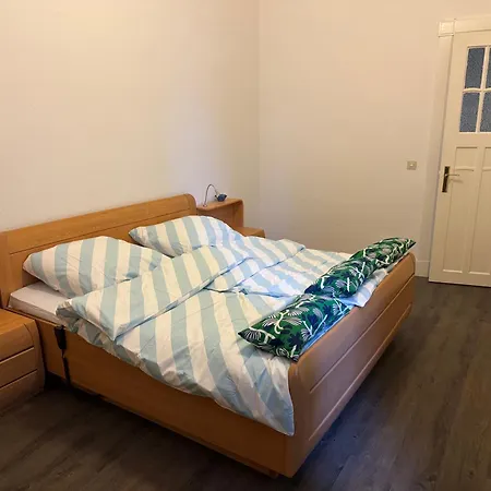 89 דירה