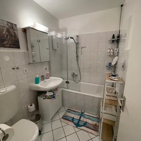 Gemuetliche, Moderne Fuer 2-4 Personen * Hamburg