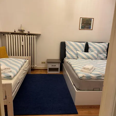 Apartment 89