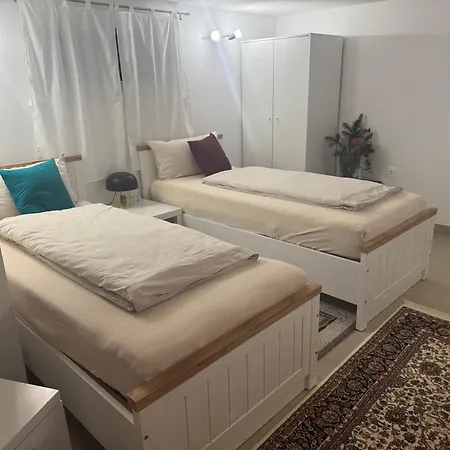 Homestay Alsterdorf *