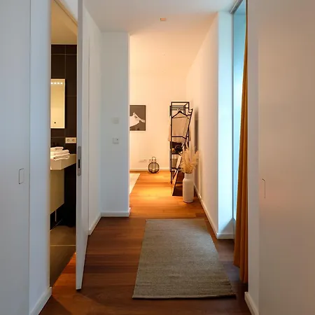 Come2stay Hafencity - Marco Polo Tower 2 *