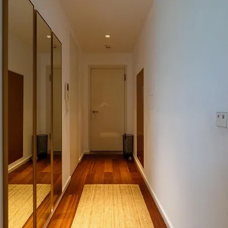 Apartment Come2stay Hafencity - Marco Polo Tower 2 *
