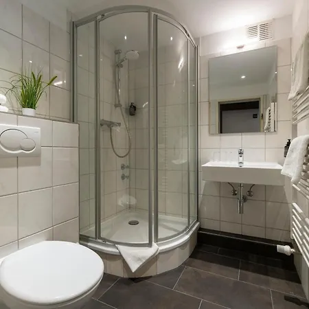 Auto-parkhotel St Pauli Hotell Hamburg-Harburg