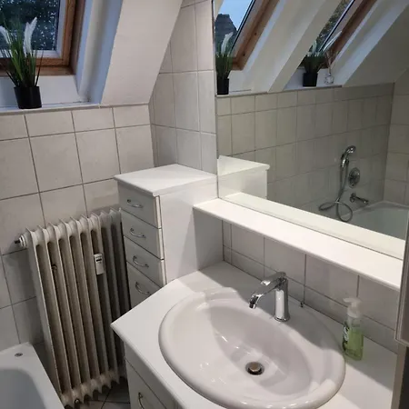 Moderne Traum-ferienwohnung Flughafen Und Zentrumsnah Apartment