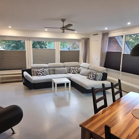 Moderne Traum-ferienwohnung Flughafen Und Zentrumsnah Apartment