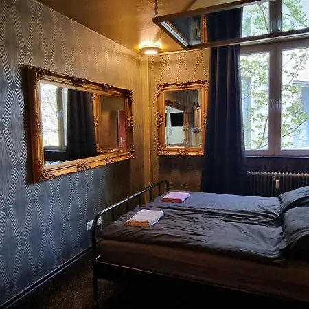 Kiezbude Hostel