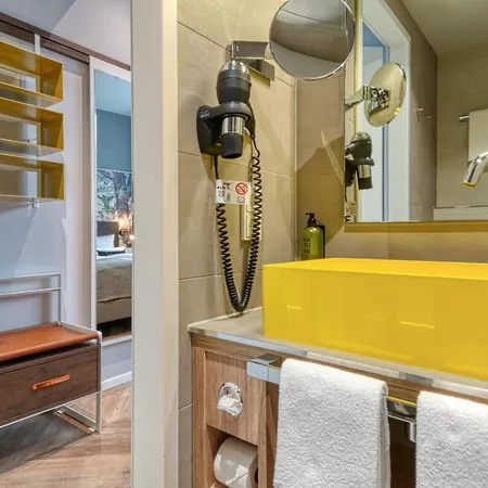 Vienna House Easy By Wyndham Bergedorf Hotel 3*