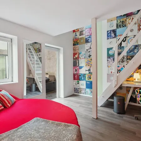 The 44 Apartment *