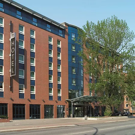 Hotel Nh Altona 4*