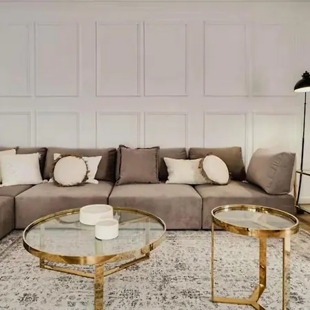 Center Apartment