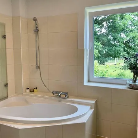 Familienfreundlichen Mit Traumhaft Gruener Aussicht Apartment *