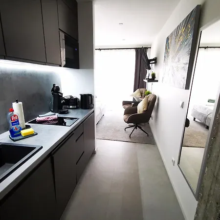 Apartment Hh 03 By Rockchair - Superhost Status - Modernes Mit Sonnigem Balkon & Premium Boxspringbetten In Winterhude - Geheimtipp