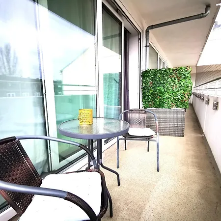 Hh 03 By Rockchair - Superhost Status - Modernes Mit Sonnigem Balkon & Premium Boxspringbetten In Winterhude - Geheimtipp Hamburg
