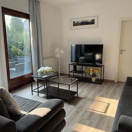Schoenes Und Modernes Haus In Hamburg-billstedt Apartment
