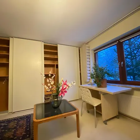 Gartenblick-oase: Obergeschosswohnung In Hamburg
