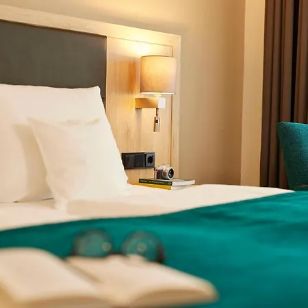 Hotel Western Premier Alsterkrug 4*