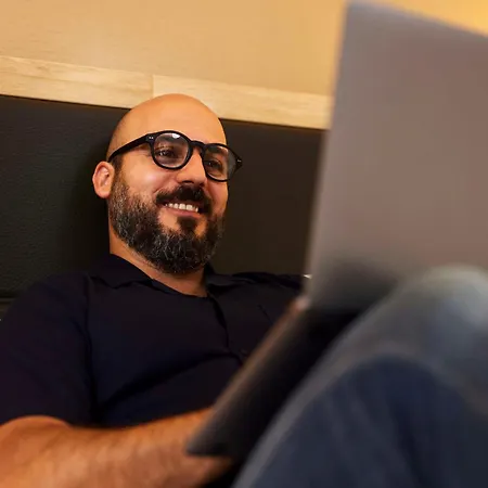 بست ويسترن بريميور ألستيركروغ هامبورغ