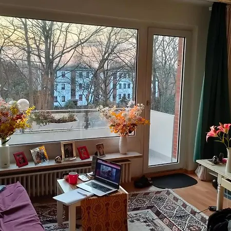 Sonnenschein Am Modezentrum * Hamburg