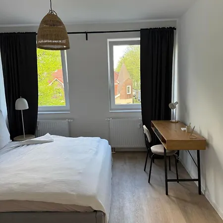 3-zimmer-wohnung In Am Flughafen Apartment Hamburg