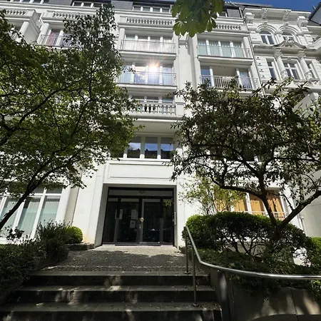 H14 - Prime Location - Perfect For Business & Lifestyle Apartment *