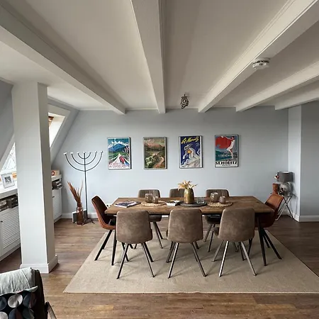 Apartment H14 - Prime Location - Perfect For Business & Lifestyle