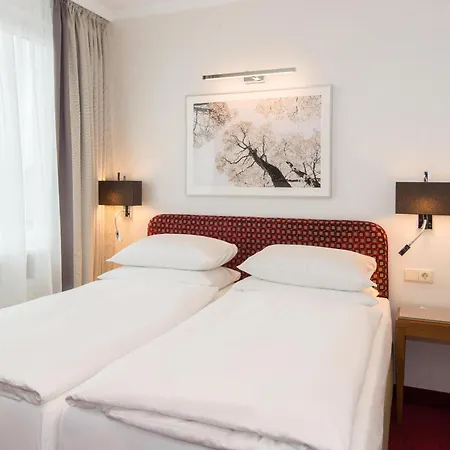 Western St. Raphael 4*