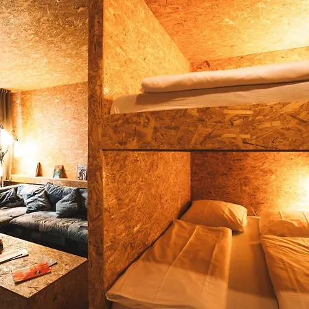 Otel Superbude St Georg