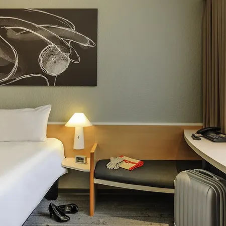 Ibis Alsterring Hotel Amburgo