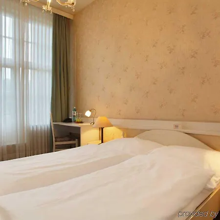 Bellmoor Im Dammtorpalais 3*