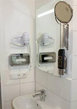 Am Hotel
