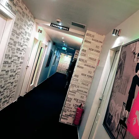G1 Hh-city Hostel *