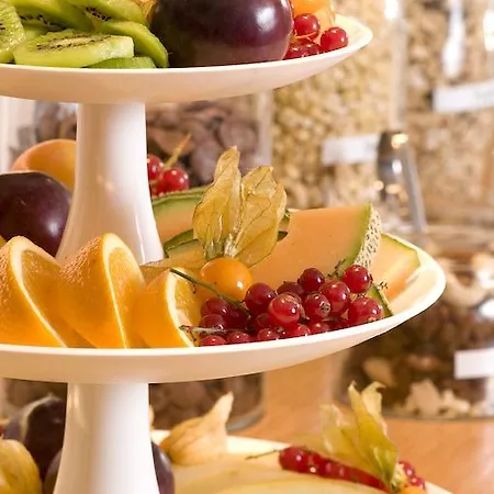 Hotel Baurs Park 3*
