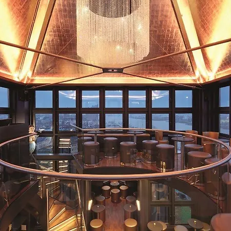Hafen 4*