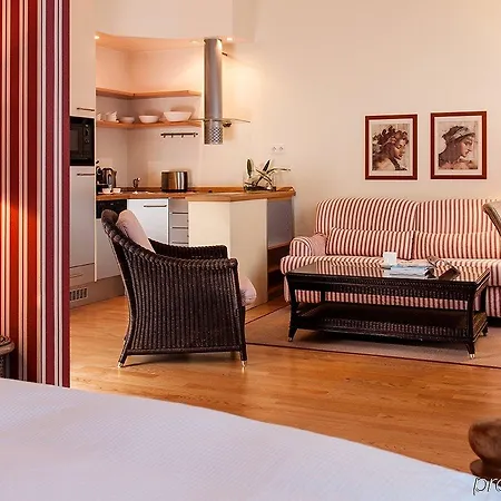 Clipper Boardinghouse - Hamburg-michel 4*